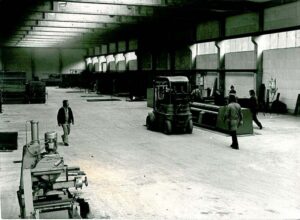 Die erste Fertigungshalle