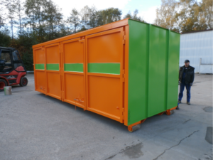 Abroller mit seitlichen Türen